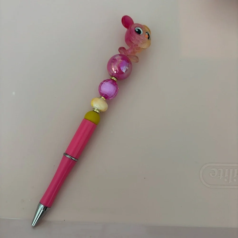 Disney Doorables: Mickey Mouse: Tri-Color Mickey Mouse handmade beaded pen